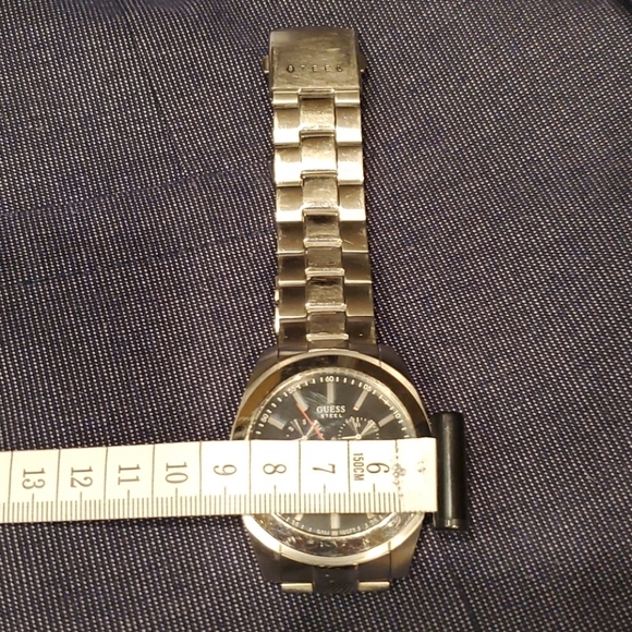 VTG Vintage Men's Guess Watch - Picture 8 of 8
